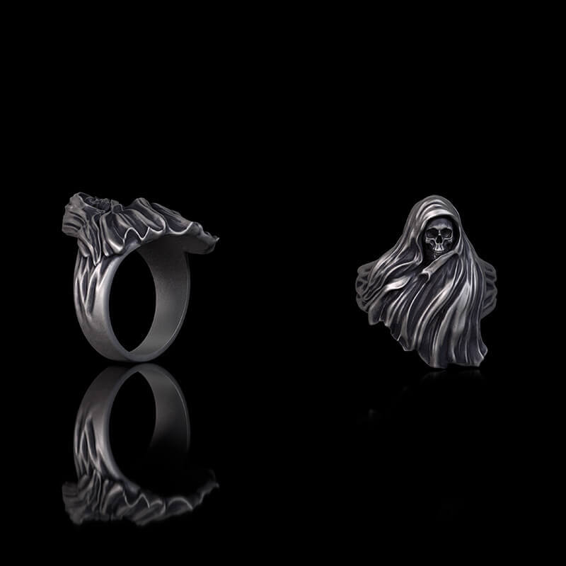 Gothic Cape Skull Sterling Silver Ring | RoyalLuster.com