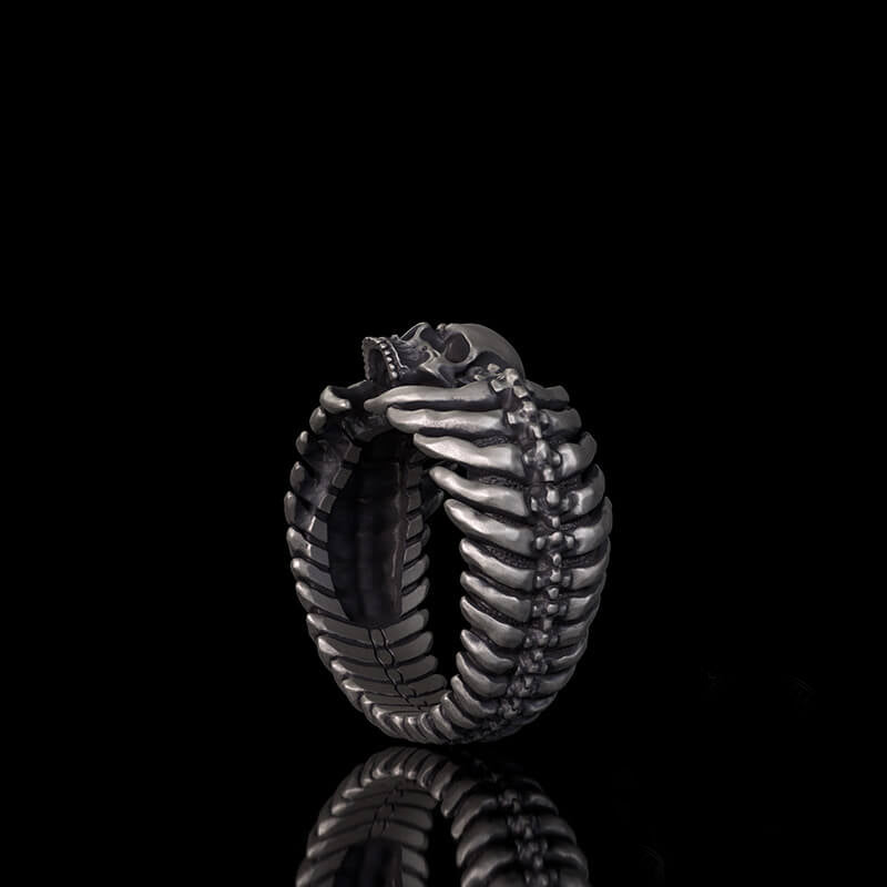 Gothic Skull Centipede Spine Sterling Silver Ring 01 | RoyalLuster.com