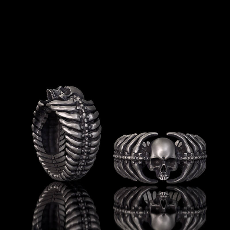 Gothic Skull Centipede Spine Sterling Silver Ring 01 | RoyalLuster.com