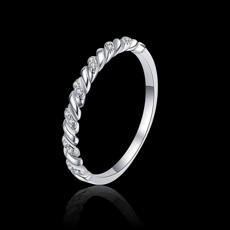 Minimalist Twist Moissanite 925 Sterling Silver Ring 01 | RoyalLuster.com