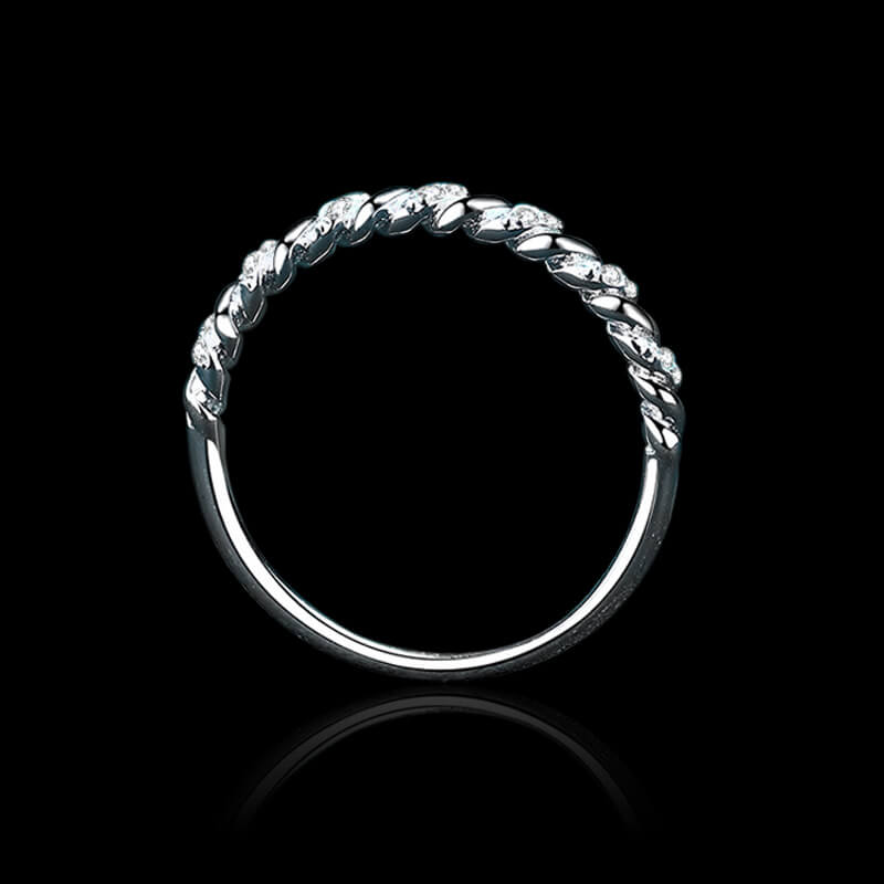 Minimalist Twist Moissanite 925 Sterling Silver Ring 04 | RoyalLuster.com