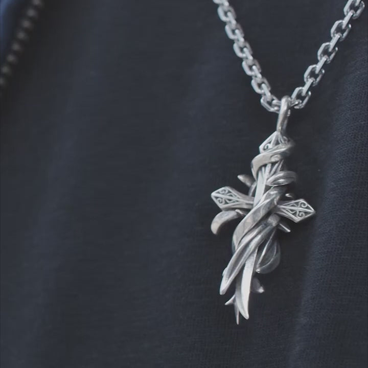 Vintage Twisted Cross 925 Sterling Silver Pendant 04 | RoyalLuster.com