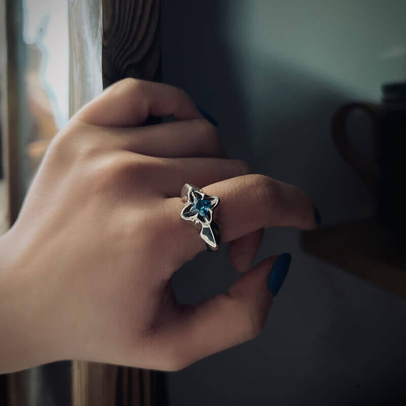 Simple Flower Aquamarine 925 Sterling Silver Couple Ring 02 | RoyalLuster.com