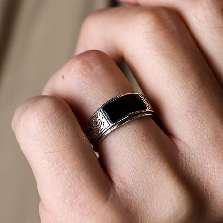 Vintage Black Onyx 925 Sterling Silver Ring 02 | RoyalLuster.com