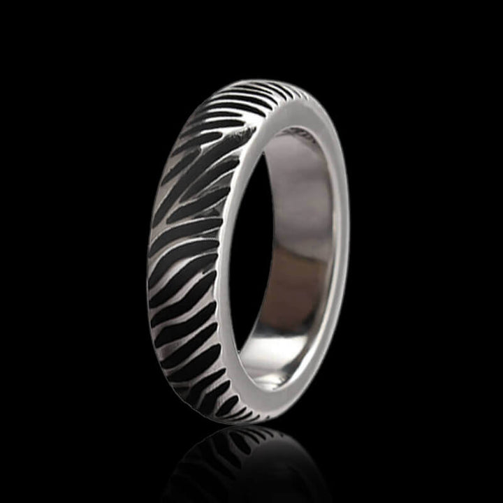 Vintage Ripple 925 Sterling Silver Ring 01 | RoyalLuster.com