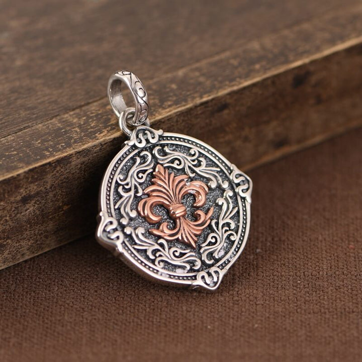 Vintage Vine Praying Hands 925 Sterling Silver Pendant 05 | RoyalLuster.com