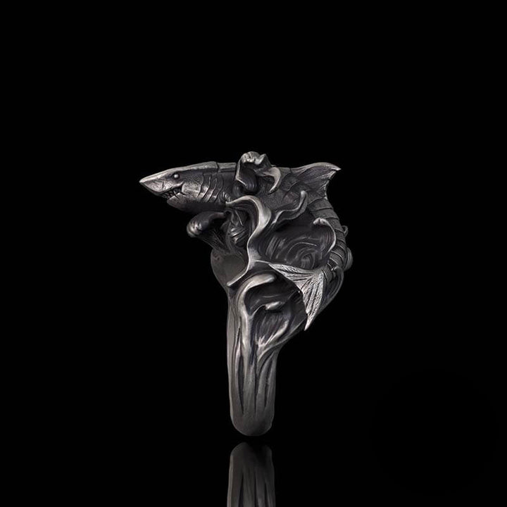 Vintage Fierce Shark Ocean Wave Sterling Silver Ring 03 | RoyalLuster.com