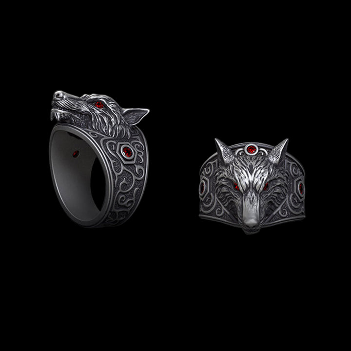 Vintage Red Eyed Wolf Zircon Sterling Silver Ring | RoyalLuster.com