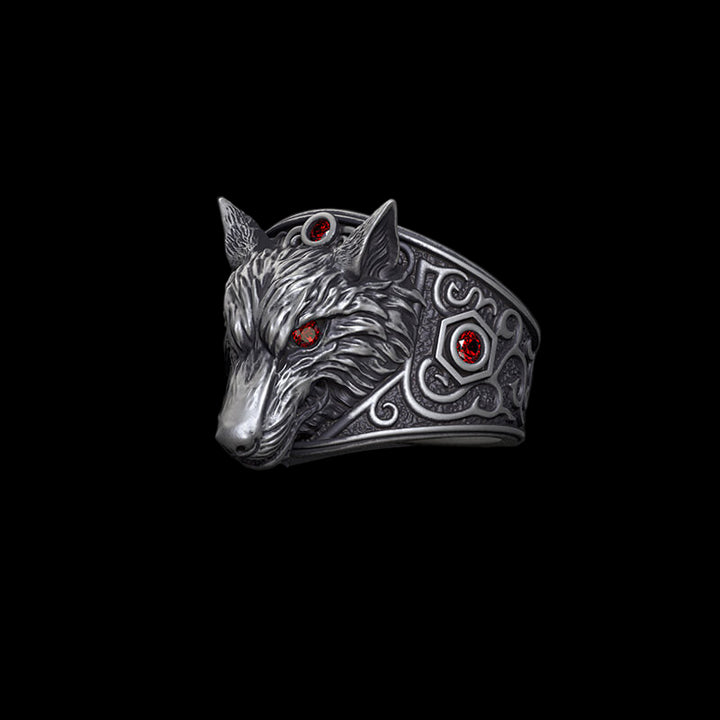 Vintage Red Eyed Wolf Zircon Sterling Silver Ring | RoyalLuster.com