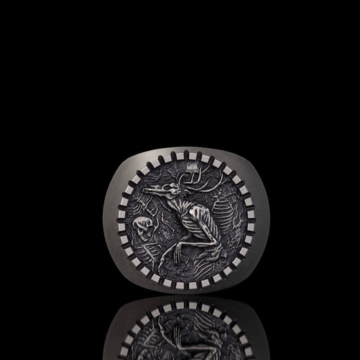 Vintage Wendigo Skeleton Sterling Silver Ring | RoyalLuster.com