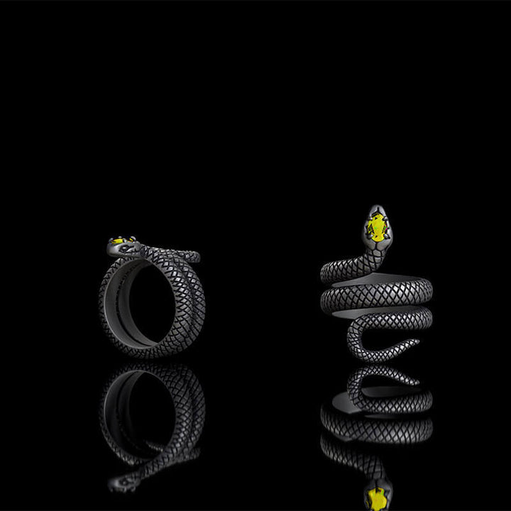 Zircon-set Coiled Snake Sterling Silver Ring | RoyalLuster.com