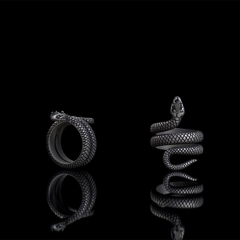 Zircon-set Coiled Snake Sterling Silver Ring | RoyalLuster.com