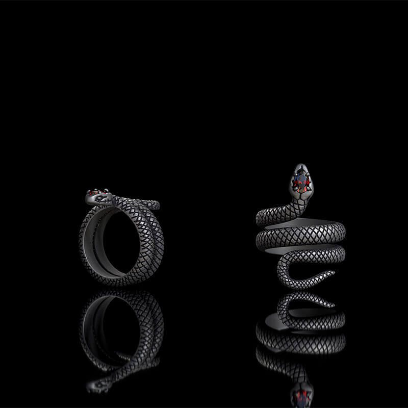 Zircon-set Coiled Snake Sterling Silver Ring | RoyalLuster.com