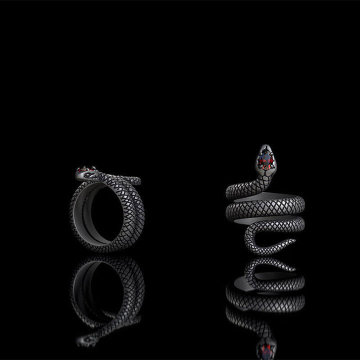 Zircon-set Coiled Snake Sterling Silver Ring | RoyalLuster.com